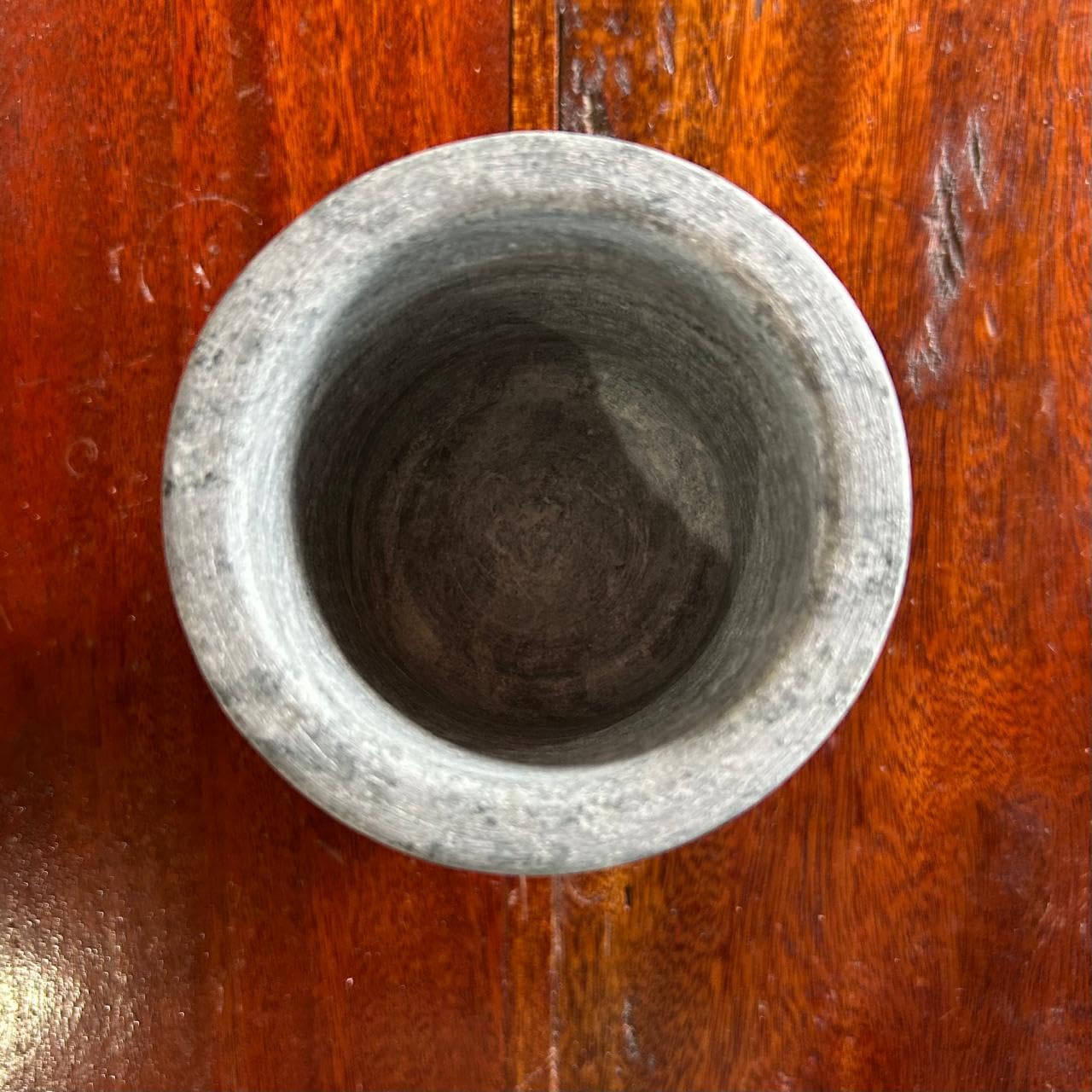 Pilão De Pedra Sabão Resistente Grande