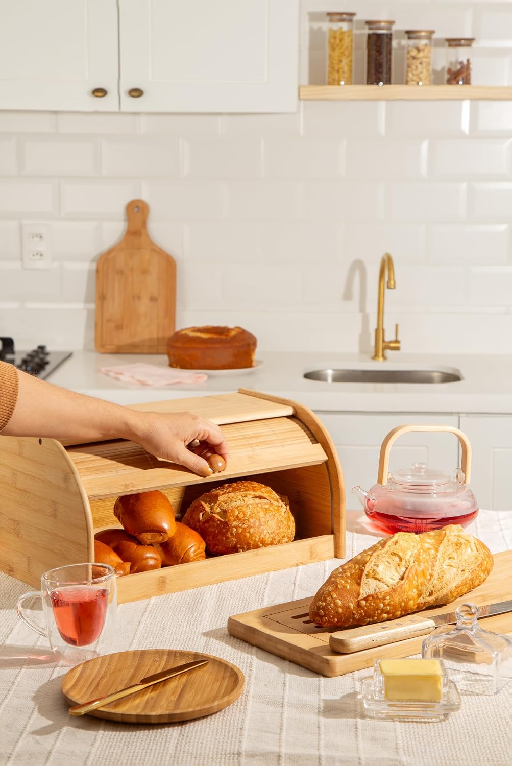 Mimo Style Porta Pães Com Tampa Retrátil, Feito Inteiramente de Bambu Ecokitchen. Perfeita Para Armazenar Pães, Bolachas e outras coisas. Resistente, Durável e 100% Ecológica