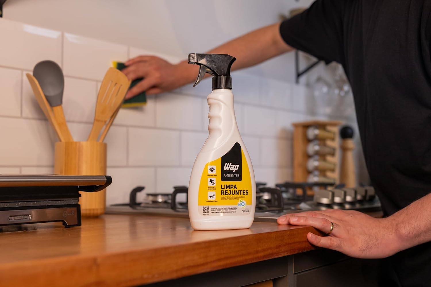 WAP Limpador de Rejuntes LIMPA REJUNTES 500 ML com Gatilho e Fragrância Cítrica
